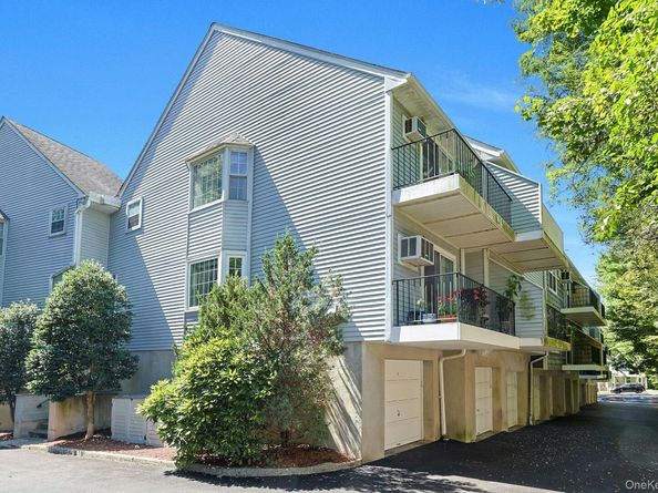 130 N Kensico Avenue 16, White Plains NY 10604