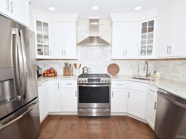 15-01 Jordan Court 104 U, Bayside NY 11360