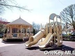 15-01 Jordan Court 104 U, Bayside NY 11360