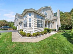 120 Kettles Lane 120, Medford NY 11763