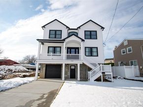 3004 Harbor Street, Baldwin Harbor NY 11510