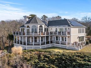 3172 Sound Avenue, Riverhead NY 11901