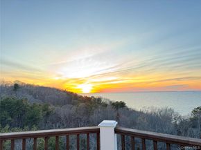 3172 Sound Avenue, Riverhead NY 11901