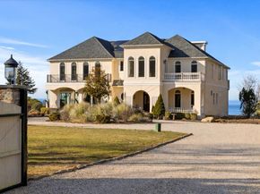 3172 Sound Avenue, Riverhead NY 11901