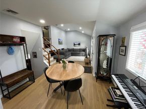 946 Manor Lane, Bay Shore NY 11706