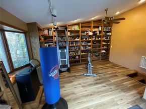 946 Manor Lane, Bay Shore NY 11706