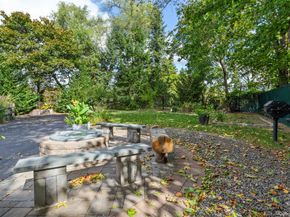 1233 Melville Road 54, Farmingdale NY 11735