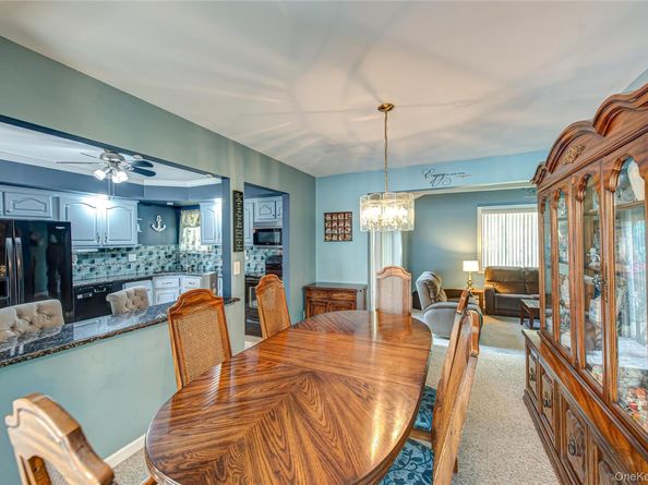 23 Wyandotte Street, Selden NY 11784