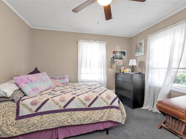 127 Smith Street, Lynbrook NY 11563