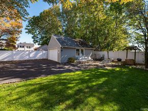 38 High Street, Roslyn Heights NY 11577