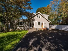 38 High Street, Roslyn Heights NY 11577