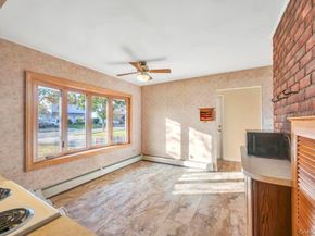 51 Fireplace Lane, Hicksville NY 11801