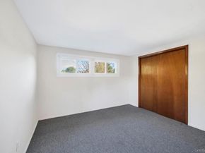 51 Fireplace Lane, Hicksville NY 11801