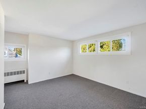51 Fireplace Lane, Hicksville NY 11801