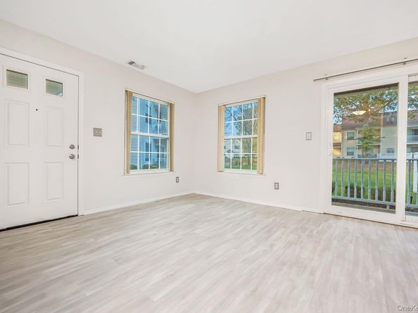 5 Fairview Circle, Middle Island NY 11953