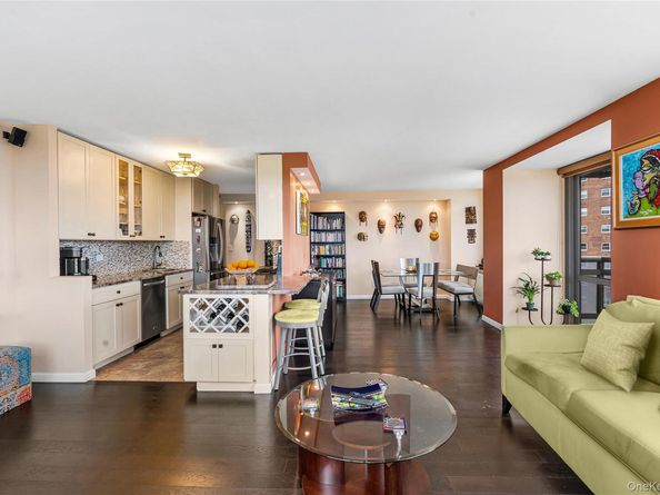 112-01 Queens Boulevard 6J, Forest Hills NY 11375