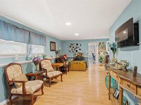 328 Joan Street, Ronkonkoma NY 11779