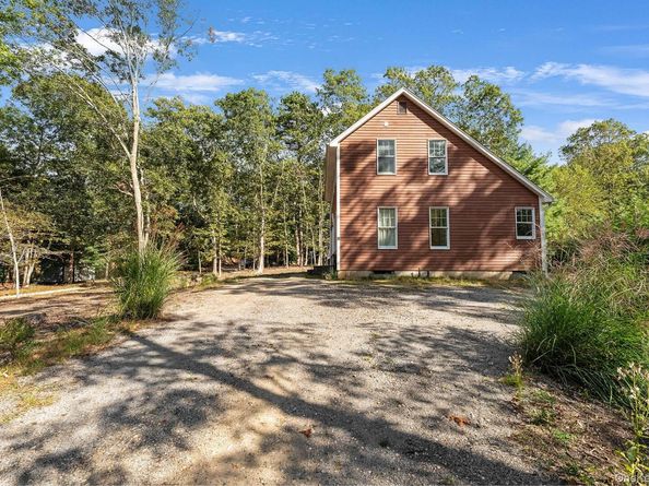 9 Wood Lot Lane, East Hampton NY 11937