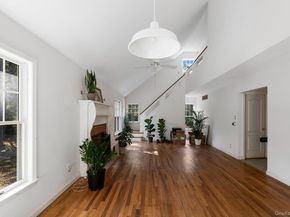 9 Wood Lot Lane, East Hampton NY 11937