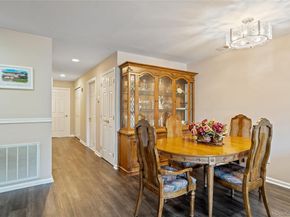 95 Morley Circle, Melville NY 11747