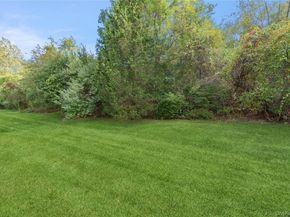95 Morley Circle, Melville NY 11747