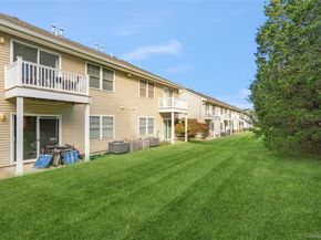 95 Morley Circle, Melville NY 11747