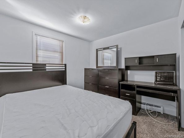 360 Franklin Avenue, Hewlett NY 11557