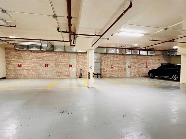 13227 41st Road 4A, Flushing NY 11355