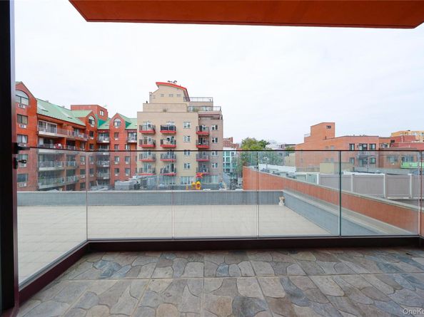 13227 41st Road 4A, Flushing NY 11355
