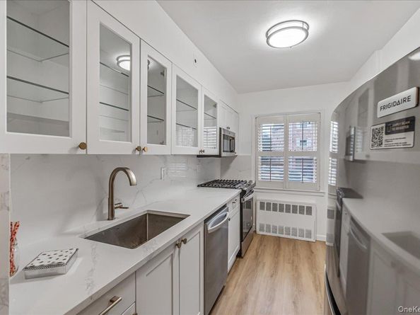 210-08 41st Avenue Avenue, Bayside NY 11361