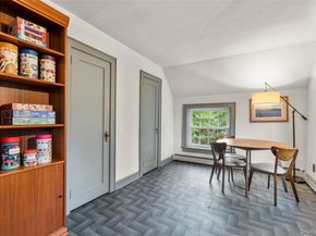 4 Shipman Lane, Stony Brook NY 11790