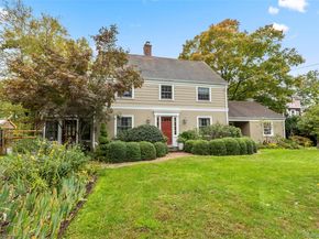 4 Shipman Lane, Stony Brook NY 11790