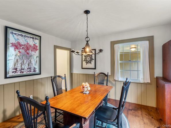 4 Shipman Lane, Stony Brook NY 11790
