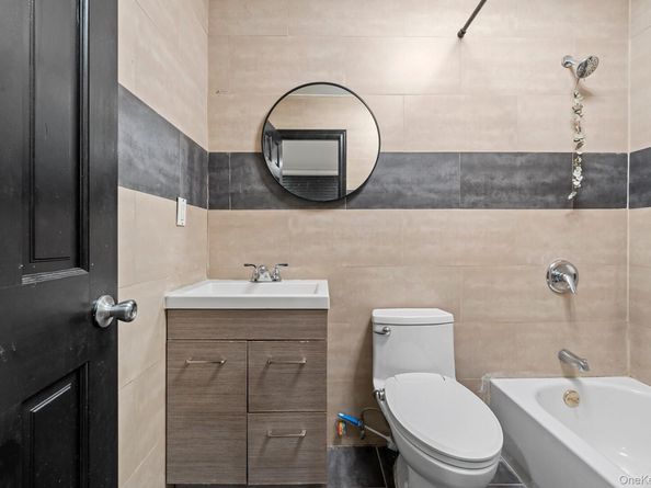 609 Lexington Avenue, Brooklyn NY 11221