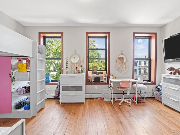 609 Lexington Avenue, Brooklyn NY 11221