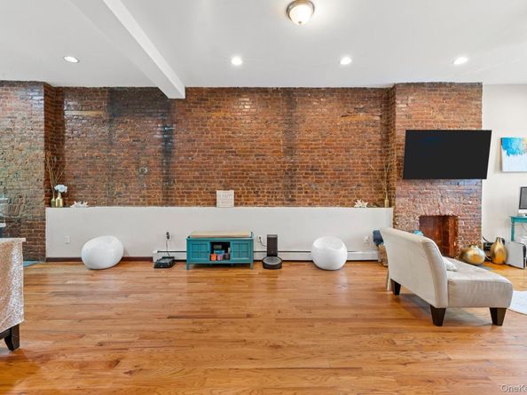 609 Lexington Avenue, Brooklyn NY 11221
