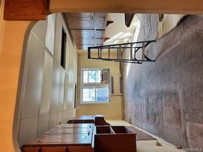 15 Gaynor Avenue 2H, Manhasset NY 11030