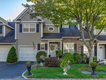 8 Scarborough Drive