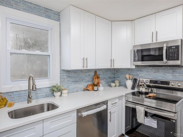 60 Cedarhurst Avenue, Selden NY 11784
