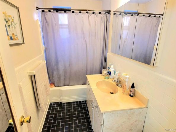 32-23 88 Street 306, East Elmhurst NY 11369