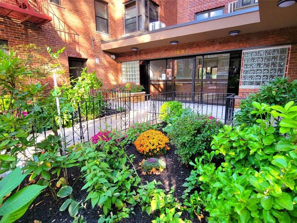 32-23 88 Street 306, East Elmhurst NY 11369