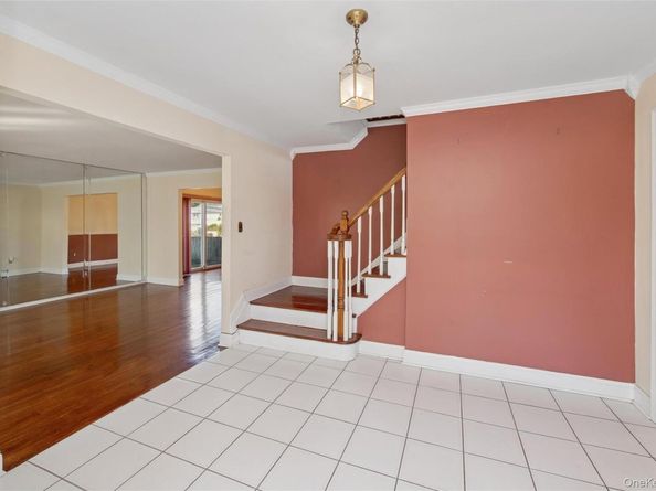 142 Maryland Avenue, Freeport NY 11520