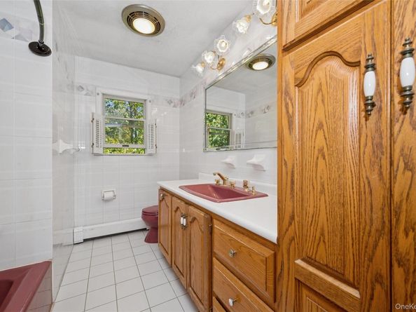 142 Maryland Avenue, Freeport NY 11520