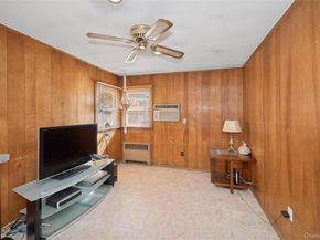 142 Maryland Avenue, Freeport NY 11520