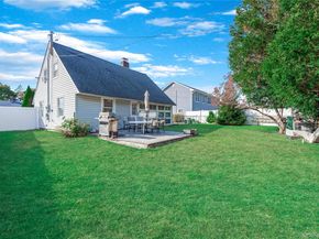 71 Chimney Lane, Levittown NY 11756