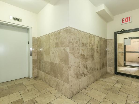 7119 162nd Street 2H, Fresh Meadows NY 11365