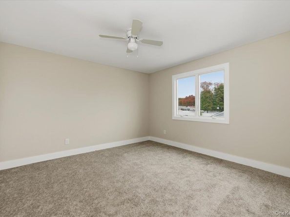 7 Hoover Lane, Bethpage NY 11714