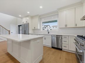 7 Hoover Lane, Bethpage NY 11714