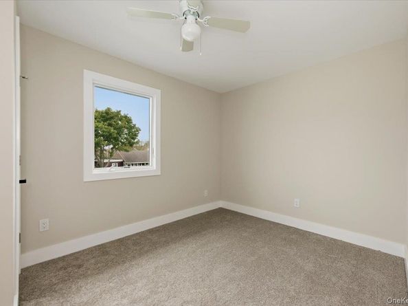 7 Hoover Lane, Bethpage NY 11714