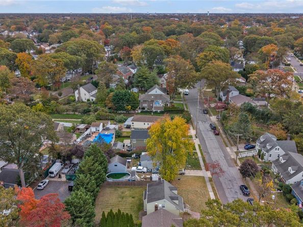 207 Motley Street, Valley Stream NY 11580